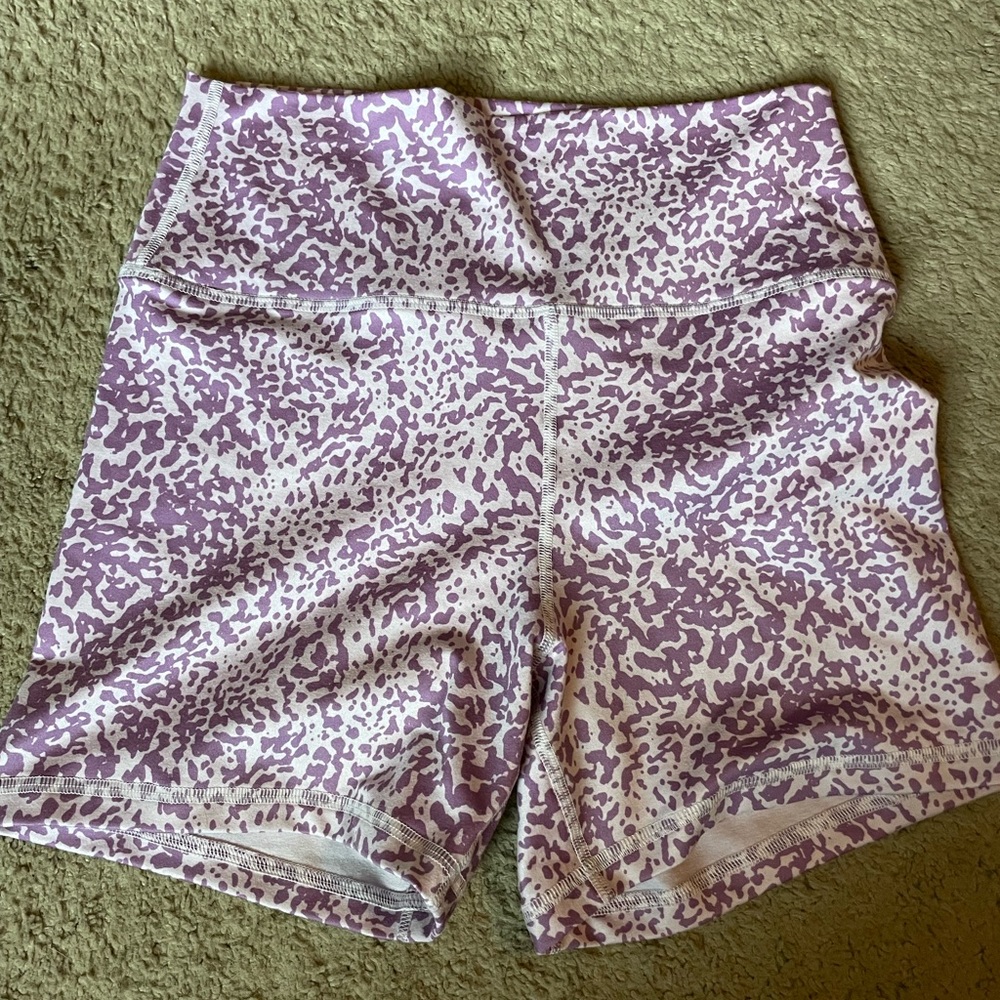 Fleo true high shorts- medium